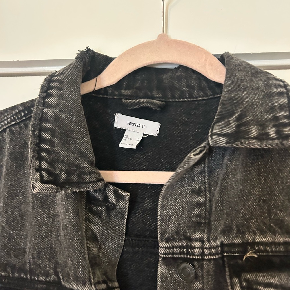 Denim jacket - Picture 3 of 3